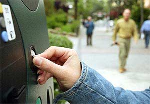 20060830103910-pagar-parking.jpg