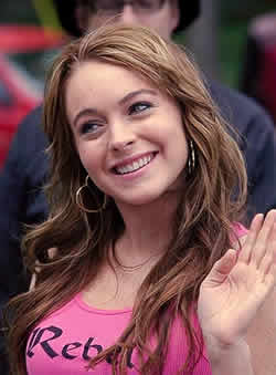 20060908095403-lindsaymeangirls1.jpg