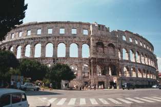 20070615095515-31pula.jpg